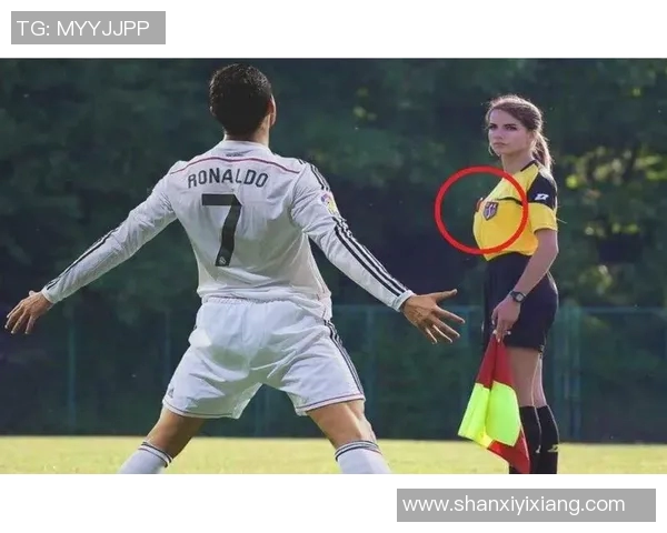 足球明星趣味瞬间大集合笑翻全场的搞笑图文分享